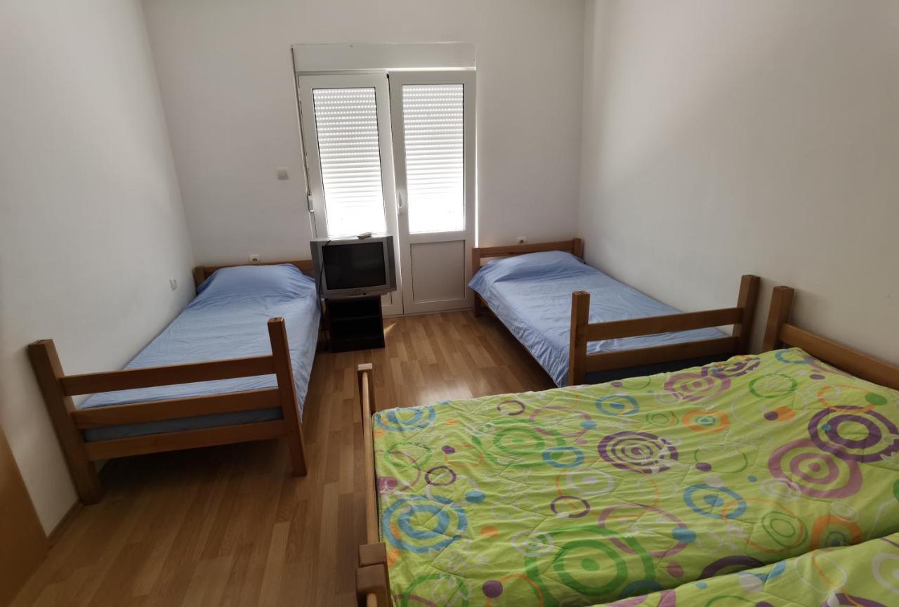 Nikolic Apartmani Bar Buitenkant foto