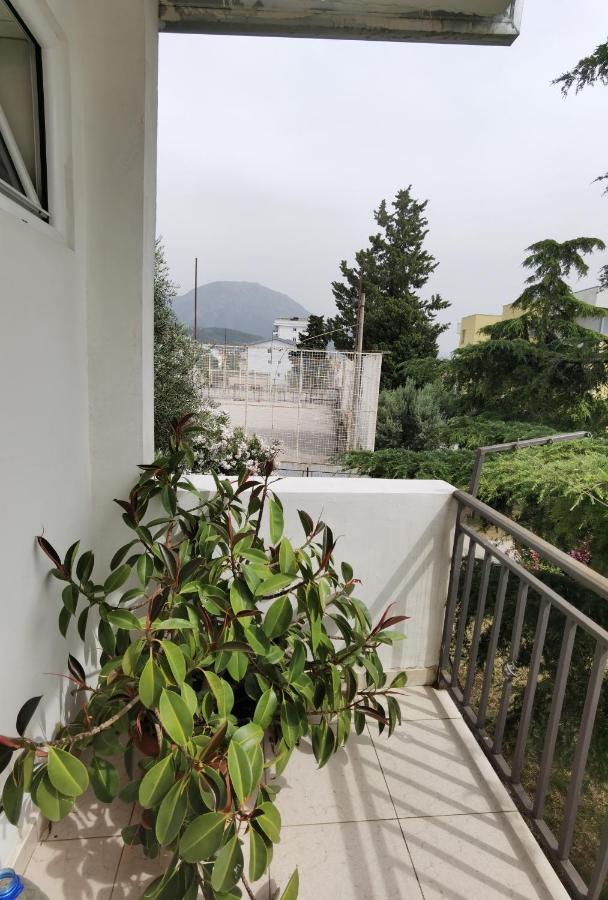 Nikolic Apartmani Bar Buitenkant foto