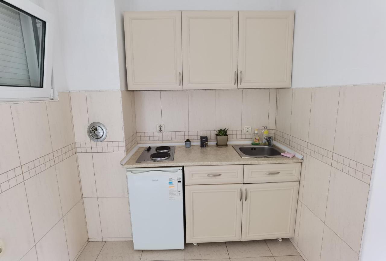 Nikolic Apartmani Bar Buitenkant foto