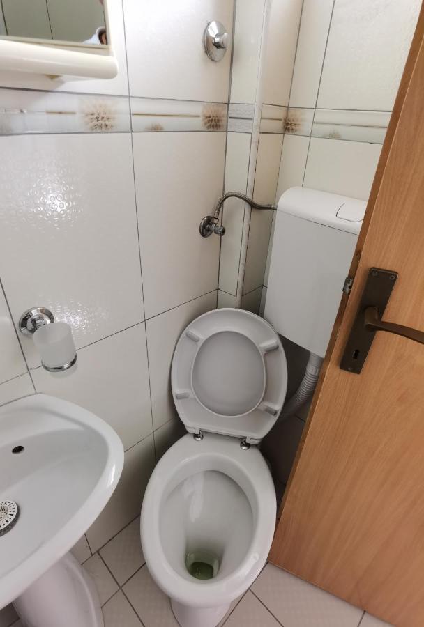 Nikolic Apartmani Bar Buitenkant foto