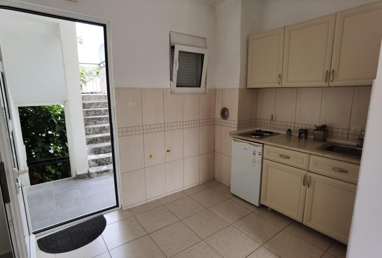 Nikolic Apartmani Bar Buitenkant foto