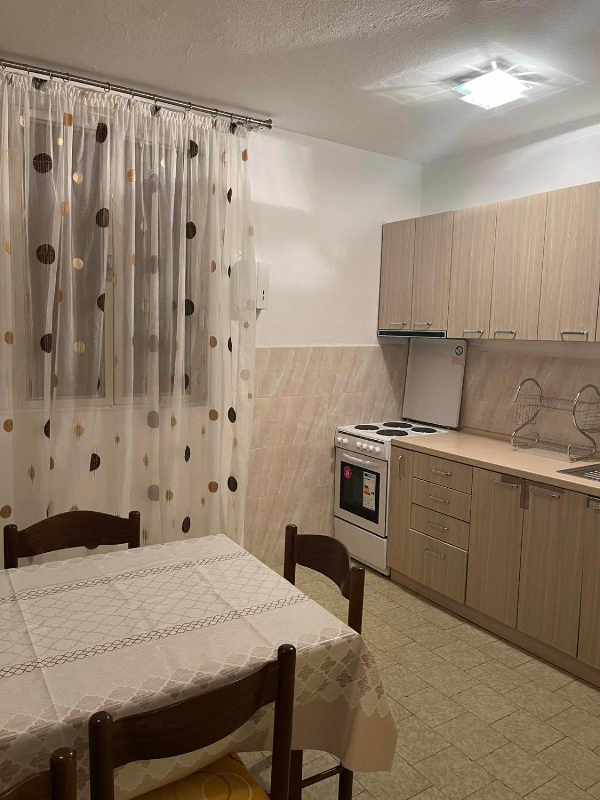 Nikolic Apartmani Bar Buitenkant foto